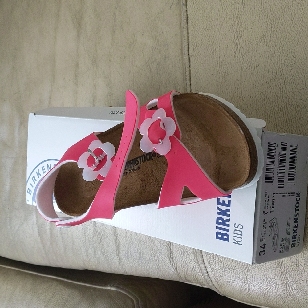 Birkenstock girls pink sandal, rio kids style size 34